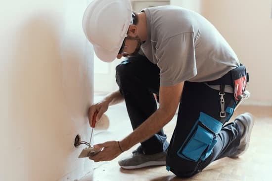 Man fixing the electrical socket