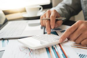 How long does it take to finish an online Bachelor's in Finance?