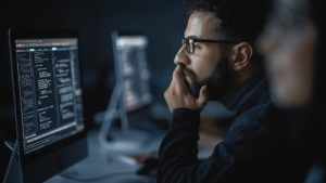 Software Engineering vs. Computer Engineering: What's the Difference?