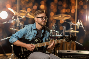 15 Best Degrees for Becoming a Social Media Influencer - Music